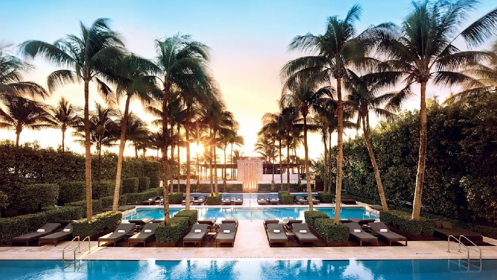 Private limo and shuttle service to The Setai Miami Beach