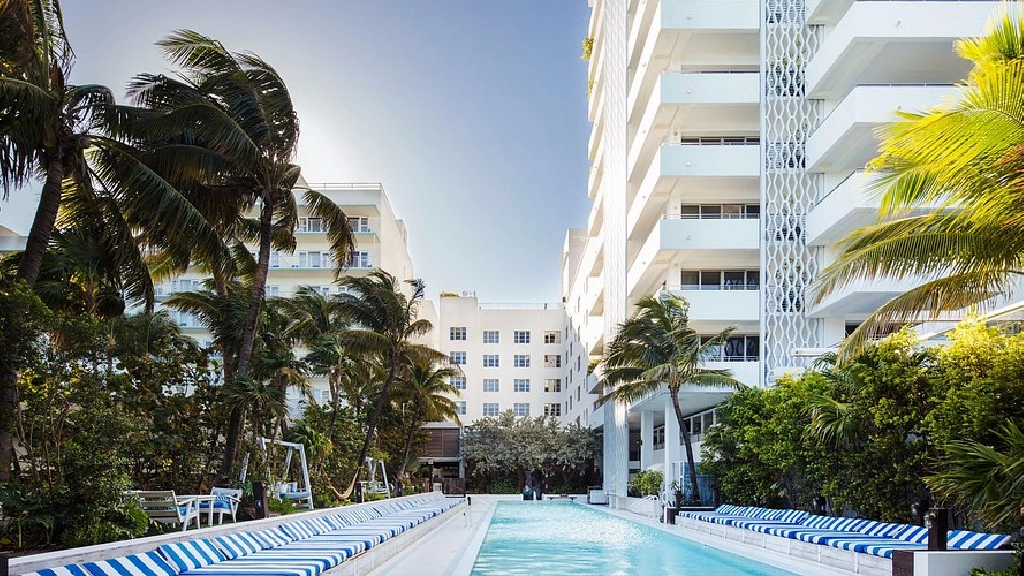 Private shuttle to Soho Beach House Miami from Miami Airport MIA