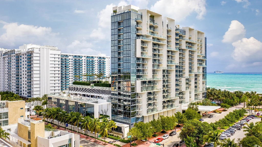 Private shuttle to W South Beach from Miami Airport